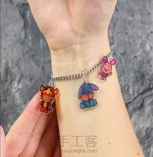 自制塑料小饰品 第6步