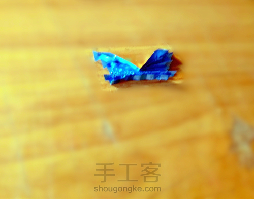 巧用糖纸做漂亮的蝴蝶（一） 第5步