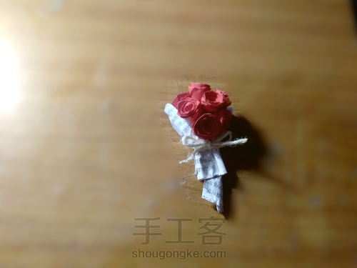 用纸做一束漂亮的玫瑰花 第11步