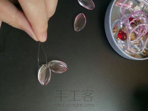 古风簪子之竖孔花瓣的绑法 第4步