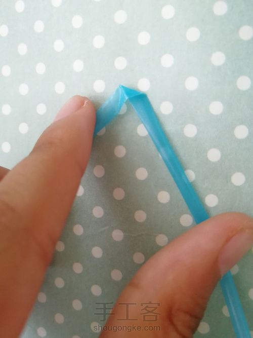 吸管星星⭐️【应该是比较清晰细致的教程(⁄⁄•⁄ω⁄•⁄）】 第6步