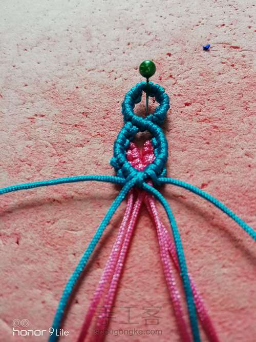 仿秦子的锦鲤戏珠，存制作过程，为以后制作参照。 第2步