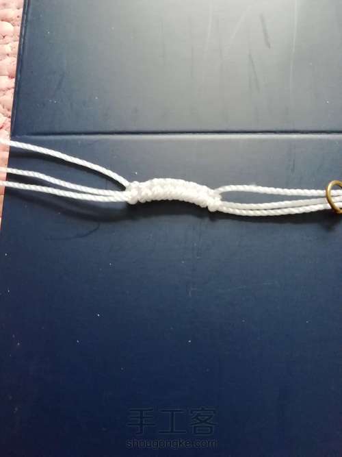 惊艳结友分享的美图，因爱慕而动手，美丽在手中绽放，将编制过程分享结友，众乐乐。 第1步