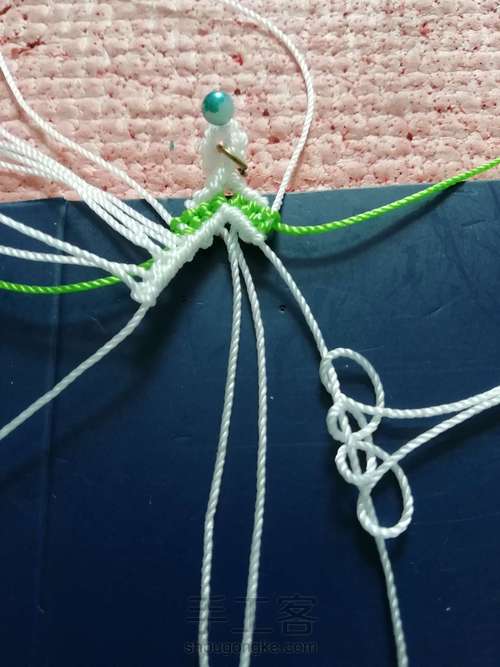 惊艳结友分享的美图，因爱慕而动手，美丽在手中绽放，将编制过程分享结友，众乐乐。 第8步