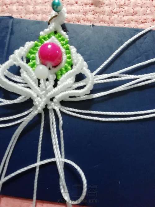 惊艳结友分享的美图，因爱慕而动手，美丽在手中绽放，将编制过程分享结友，众乐乐。 第21步