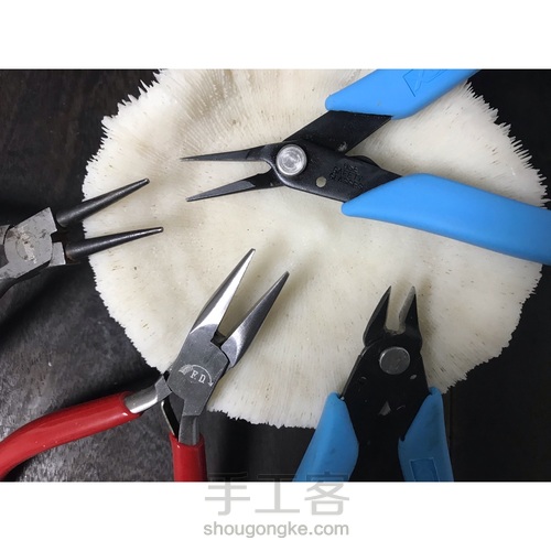 宫廷风格组合绕线包钻水晶耳环,六段钳的应用 第1步