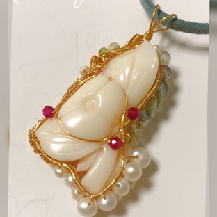 陌陌珊瑚带留改造绕线吊坠