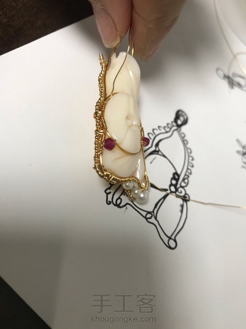 陌陌珊瑚带留改造绕线吊坠 第6步