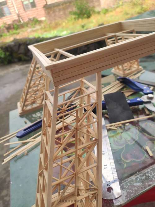 埃菲尔铁塔 第13步