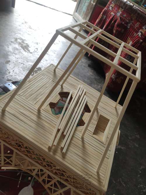 埃菲尔铁塔 第50步