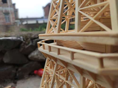 埃菲尔铁塔 第100步