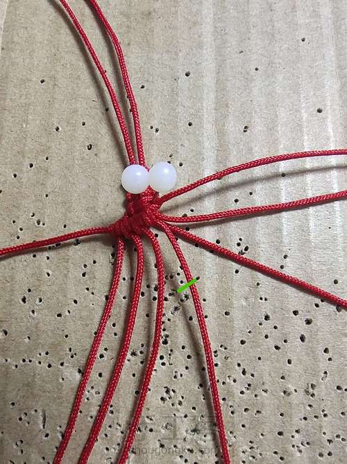 简约宽手绳 第3步