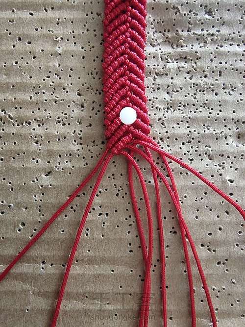 简约宽手绳 第8步