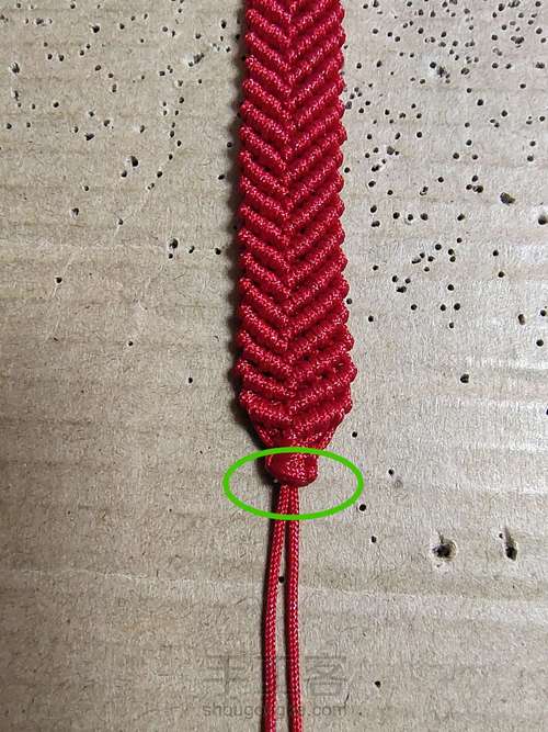 简约宽手绳 第14步