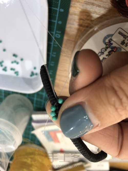 如何做珠子小线圈 第7步