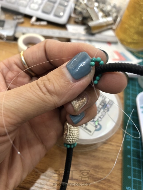 如何做珠子小线圈 第9步