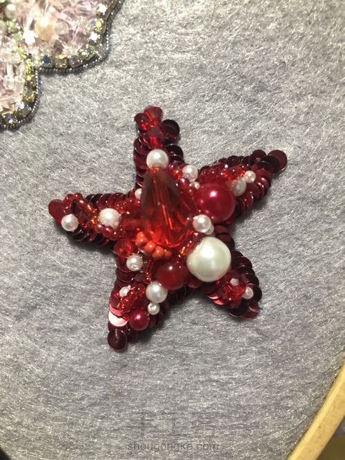 【Vivian邢星手作】立体钉珠星星发夹 第4步