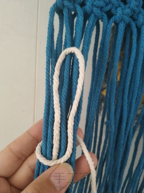 手工编织棉绳包包 第14步
