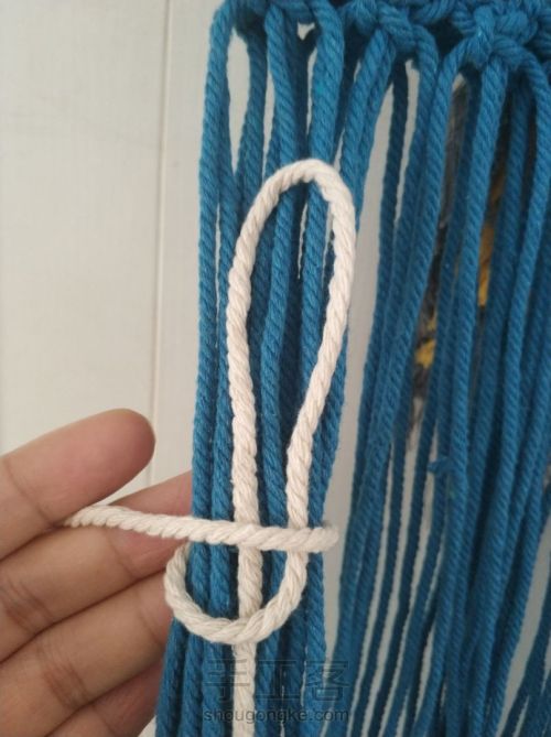 手工编织棉绳包包 第15步