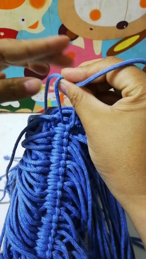 编织抽绳小包教程 第26步