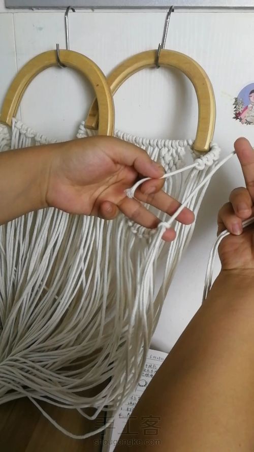 手工编织教程 白色斜纹手提包 第9步