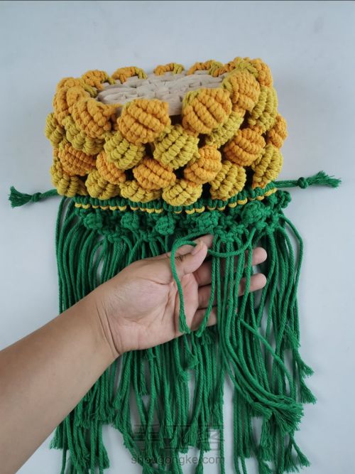 结绳编织菠萝包包 第37步