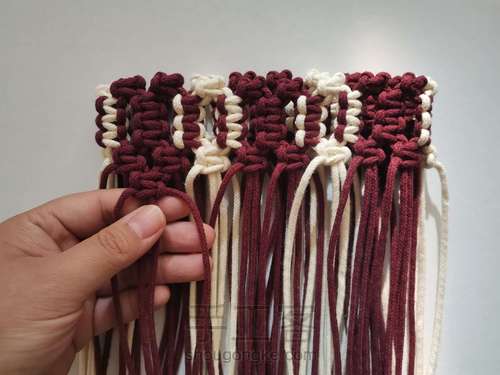 【原创】红酒探戈格纹手编包 小蜗牛编织社 第18步