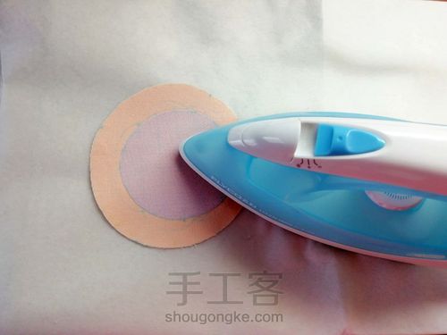 刺绣杯垫 第4步