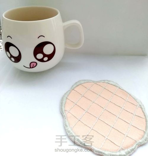 刺绣杯垫 第10步