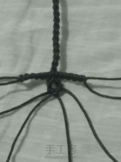 尾扣的编织教程 第5步