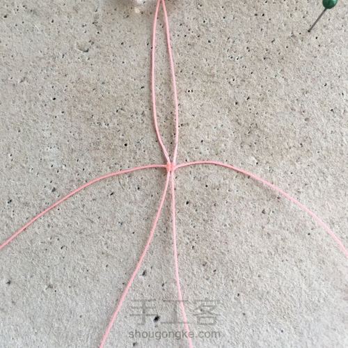 粉晶如意耳环 第2步
