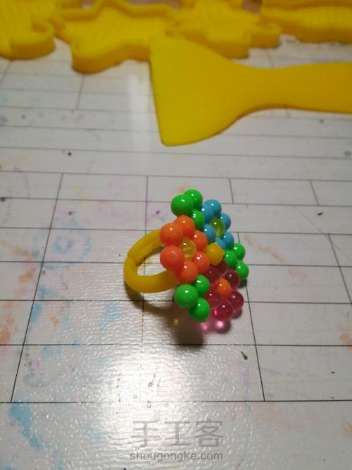 儿童塑料戒指 第11步