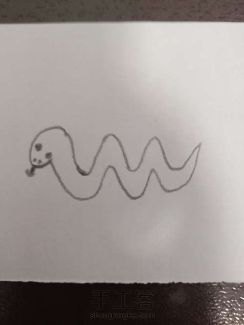 儿童简笔画蛇 第4步