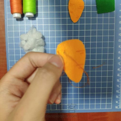 不织布胡萝卜教程 第4步