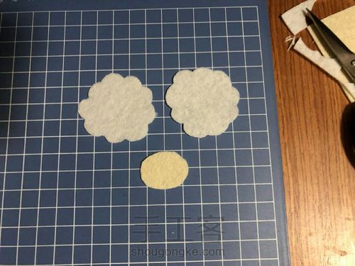 迷糊羊不织布教程 第2步