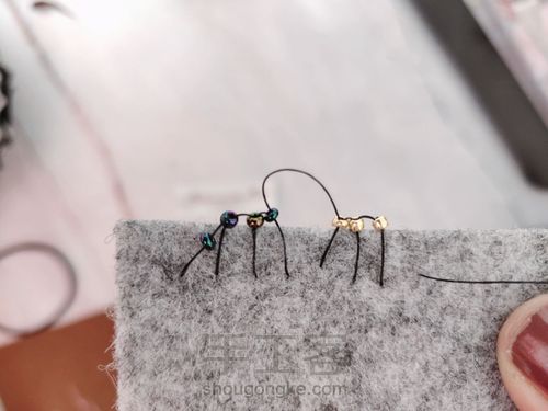 法式刺绣珠绣中常见的包边方法(一) 第15步