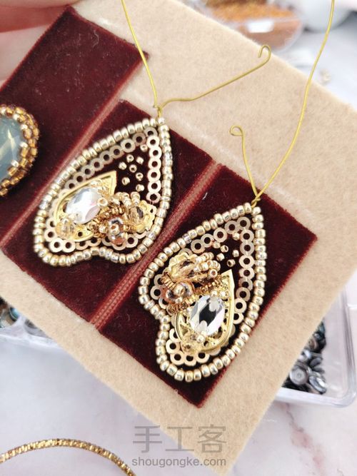 【原创】教程详解🐝立体珠绣昆虫胸针 第11步