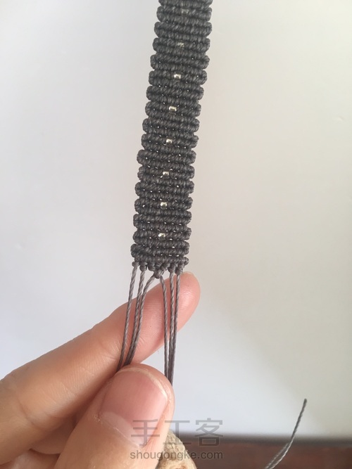 简单帅气情侣款手链 第13步