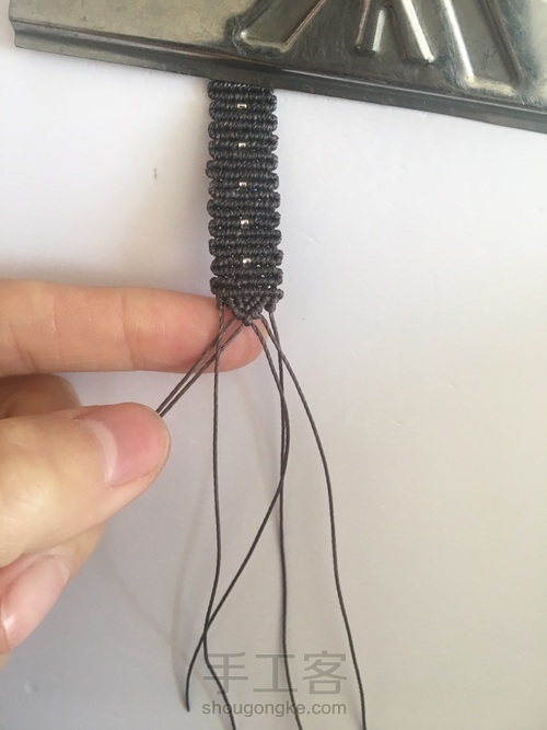 简单帅气情侣款手链 第18步