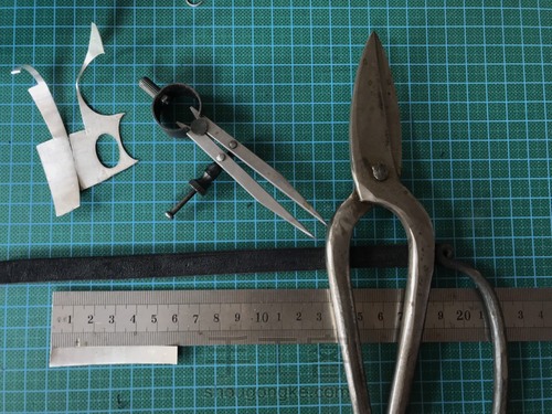 铆钉镶银工艺皮手环 第1步