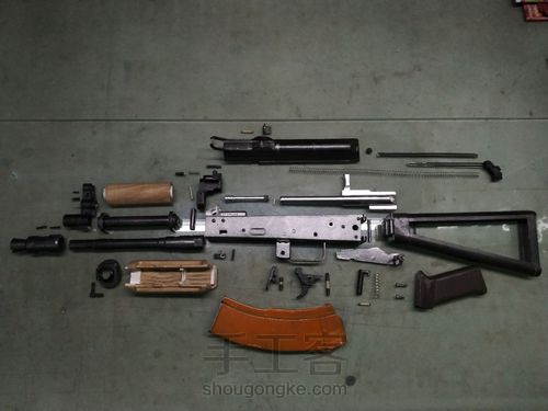 AKS-74U 第57步