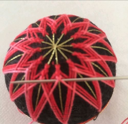 菊式手鞠球挂件 第4步