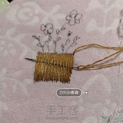 枕巾补丁花篮刺绣 第5步
