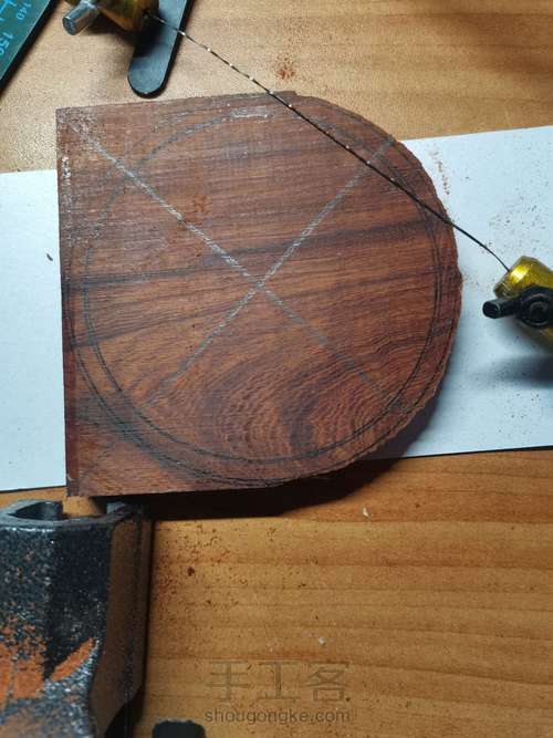 【原创】绿檀雕花梳妆镜 第2步