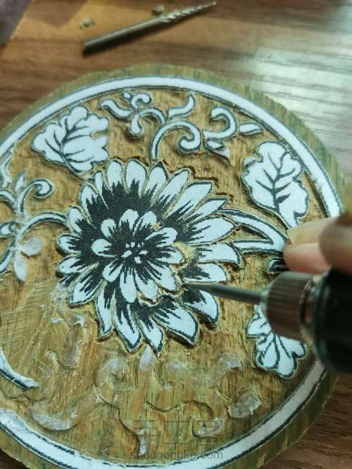 【原创】绿檀雕花梳妆镜 第10步