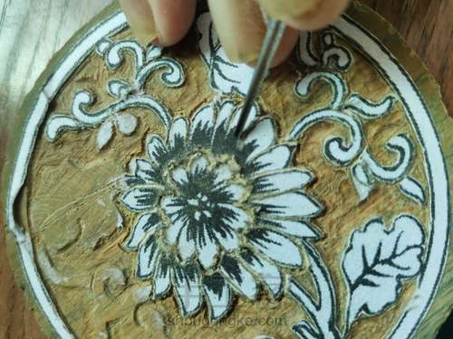 【原创】绿檀雕花梳妆镜 第11步