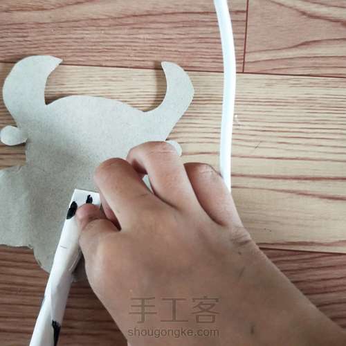 奶牛铅笔 第4步