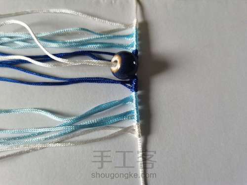 渐变色小吊坠 第3步