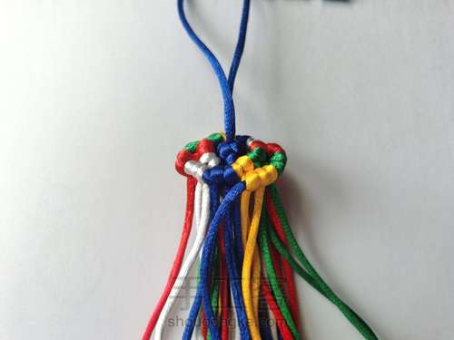 藏式五彩转经筒挂件 第3步