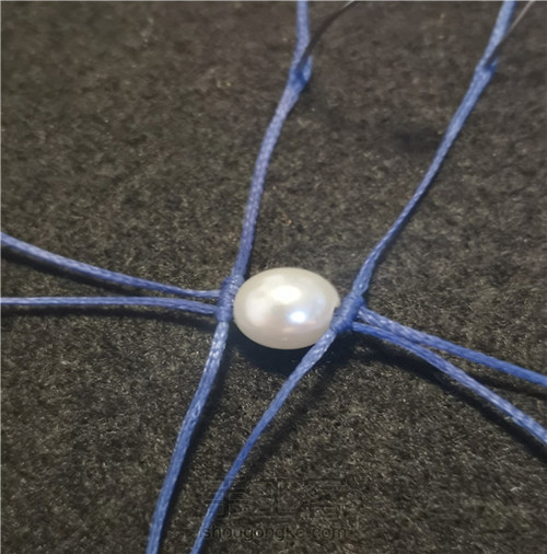 事事顺心镂空香囊 第2步